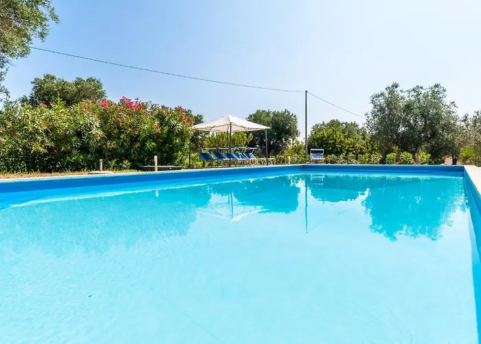 Дом отдыха Trullo Acquario Кастеллана-Гротте
